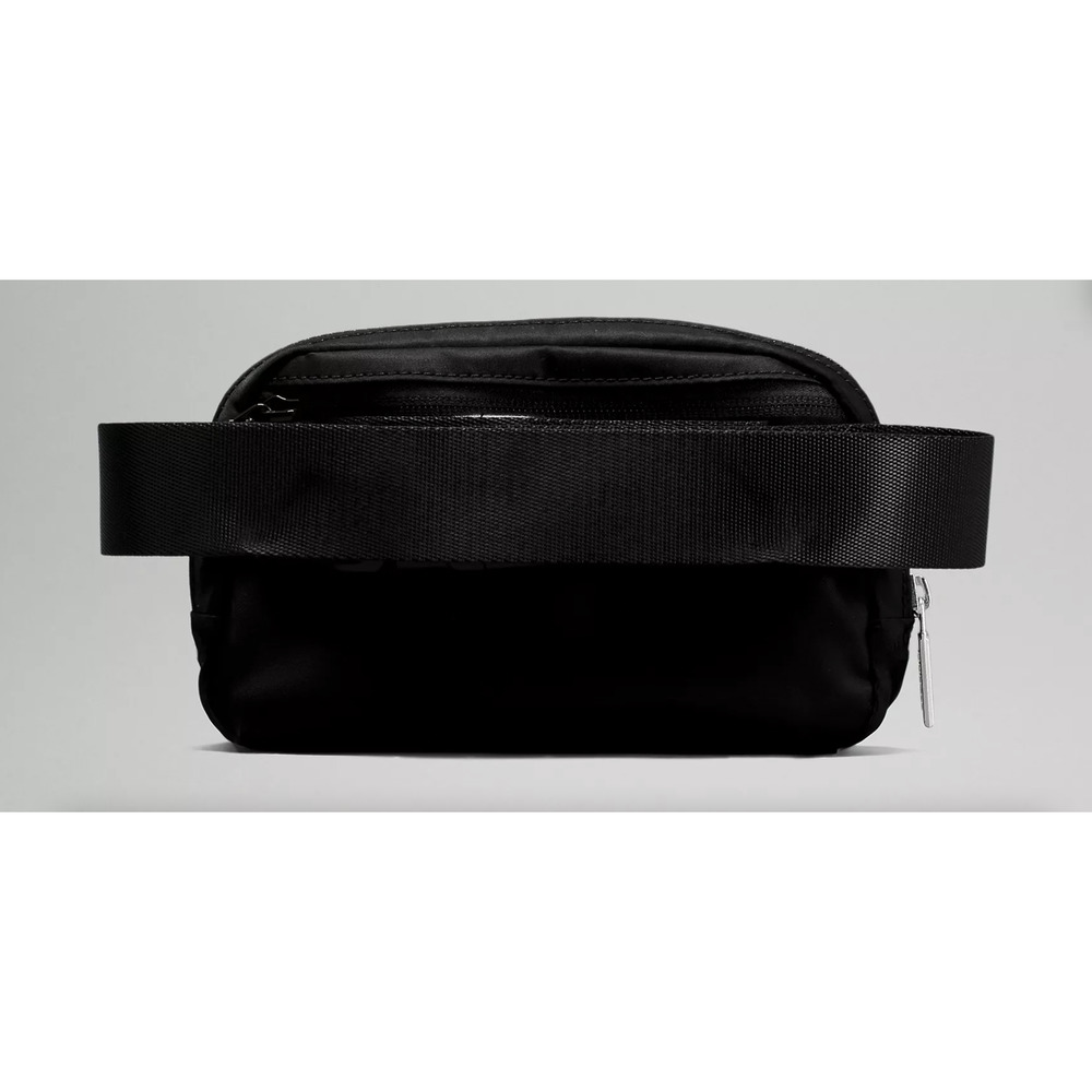 LULULEMON Everywhere Belt Bag Black 1L NWT LU9AX2S - Picture 2 of 6